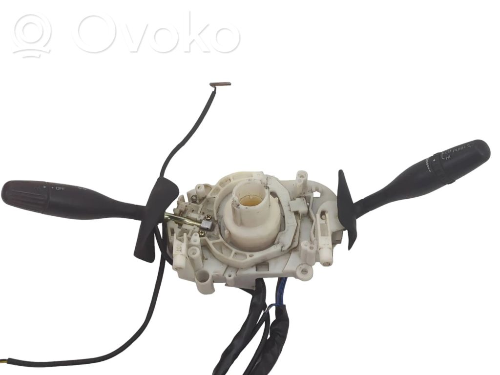 Suuntavilkun vipu   174758