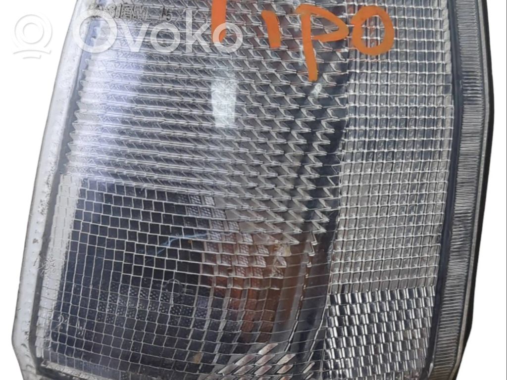 Front indicator light   15775,15705