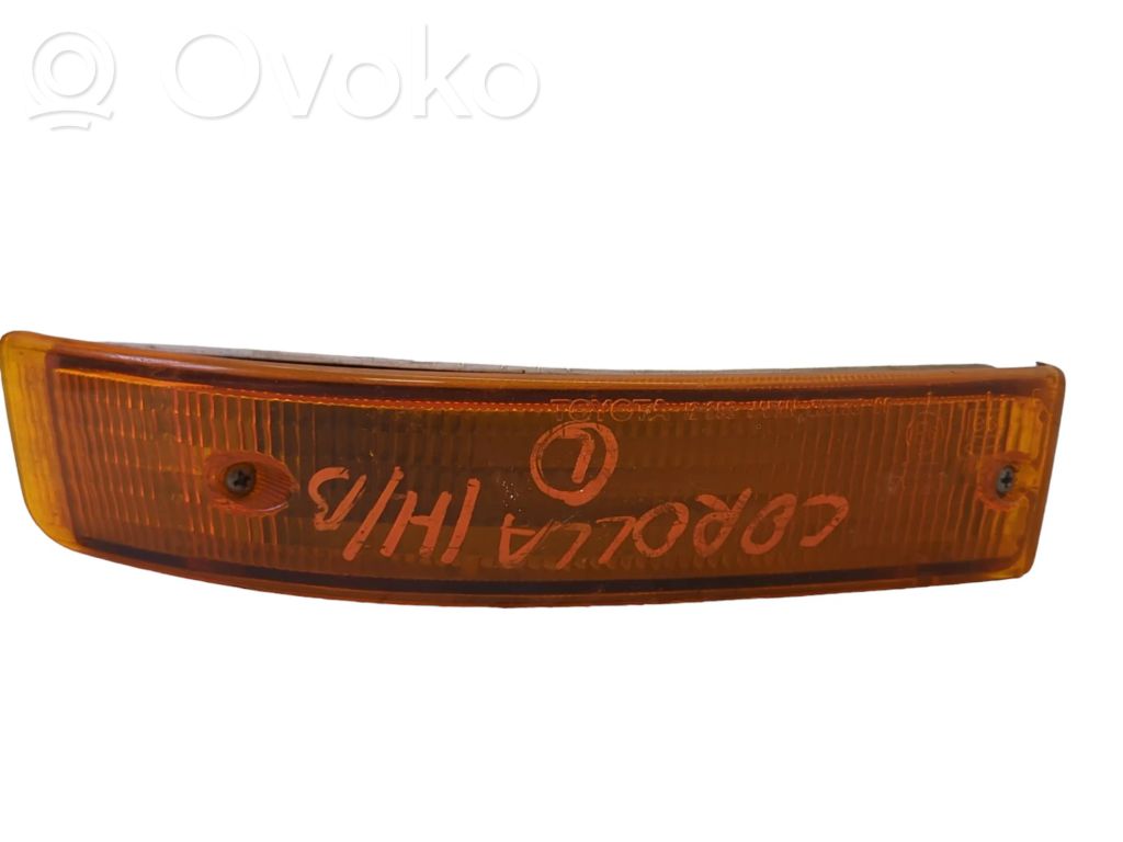 Toyota Corolla E90 Front indicator light 