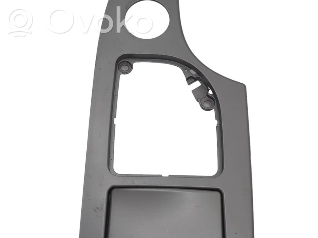 Other center console (tunnel) element   7129644,52850610,314250100,7034087