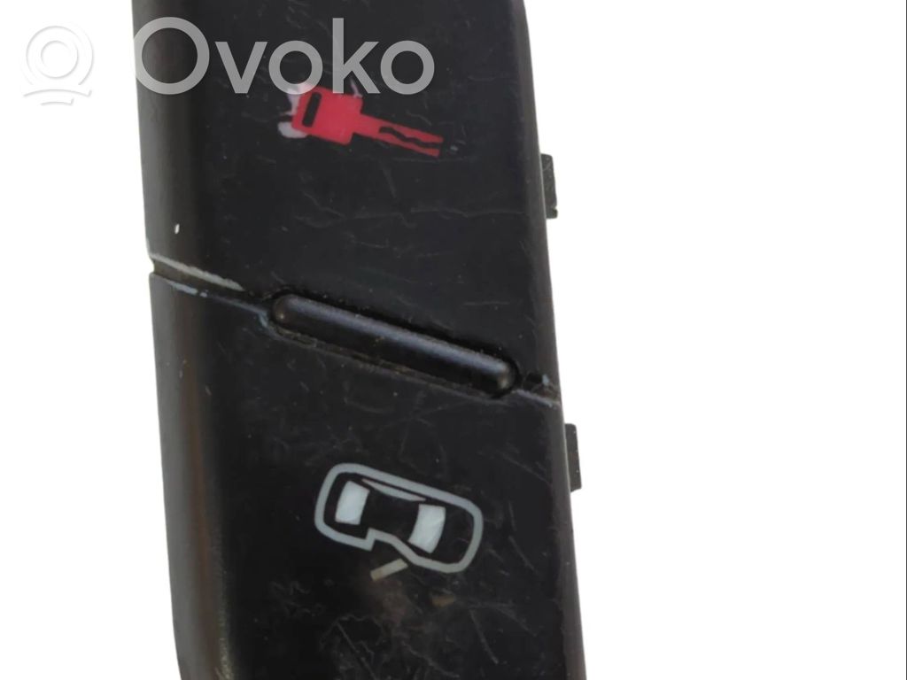 Central locking switch button   8E29621085PR
