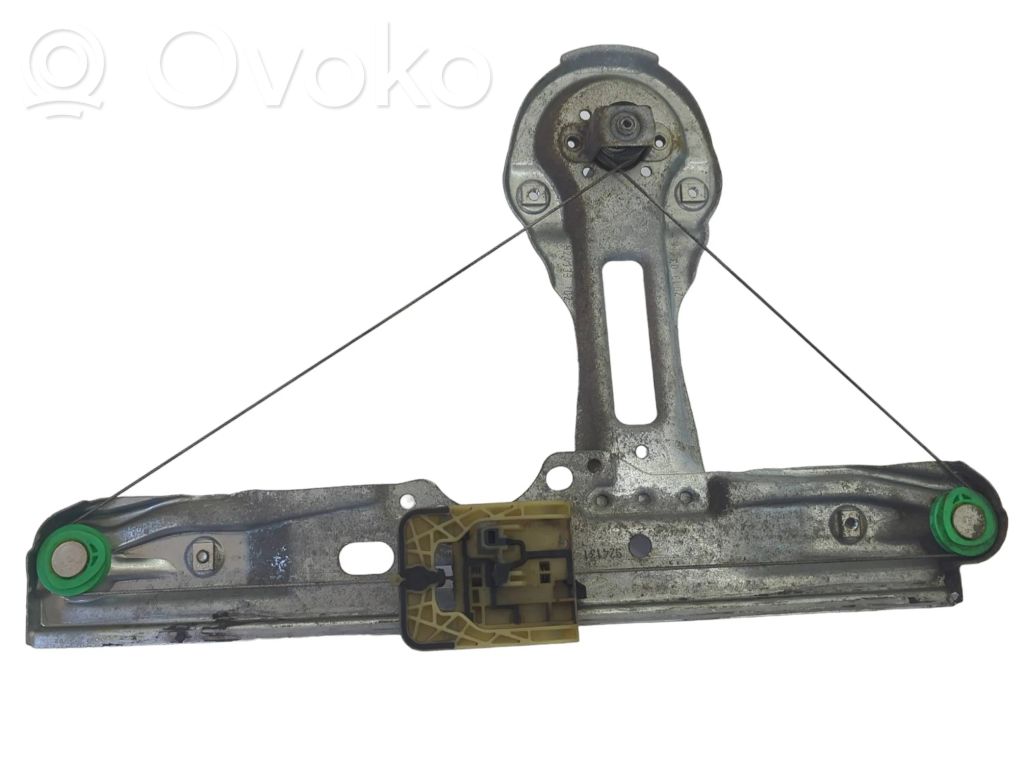 Regulador manual de la ventanilla trasera   BM51A27000AC,924758105,GC3ZA
