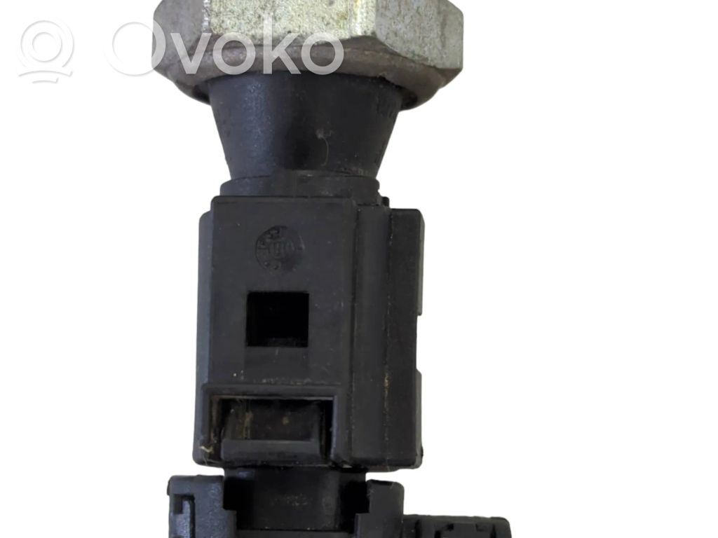 Mercedes-Benz E W211 Oil pressure sensor 