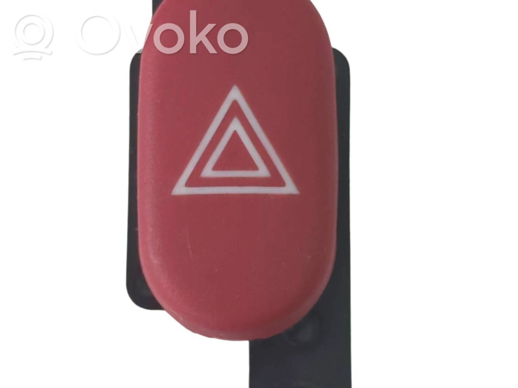 Renault Laguna I Hazard light switch 