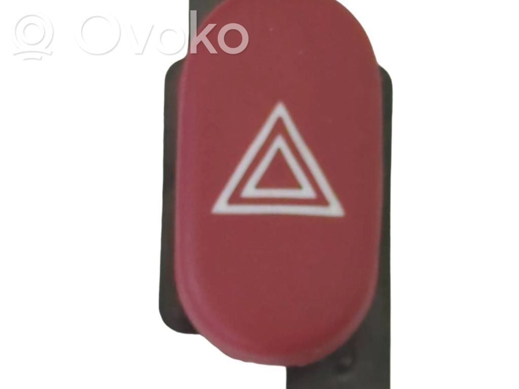 Renault Laguna I Hazard light switch 