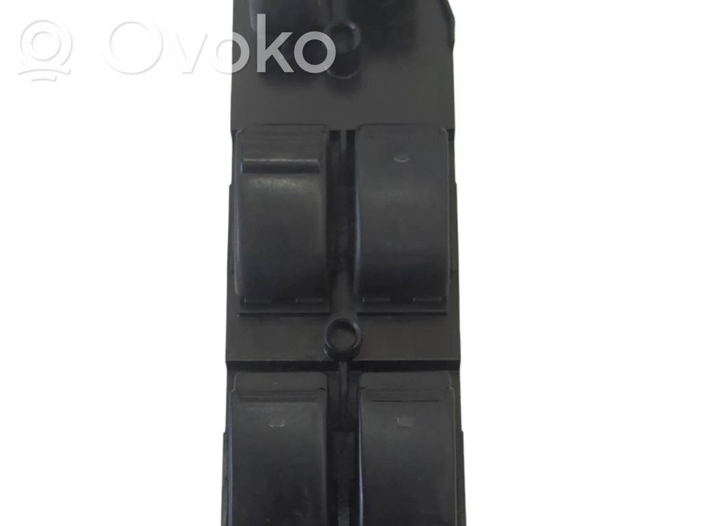 Electric window control switch   54355667D,848200F030,37073,1000402