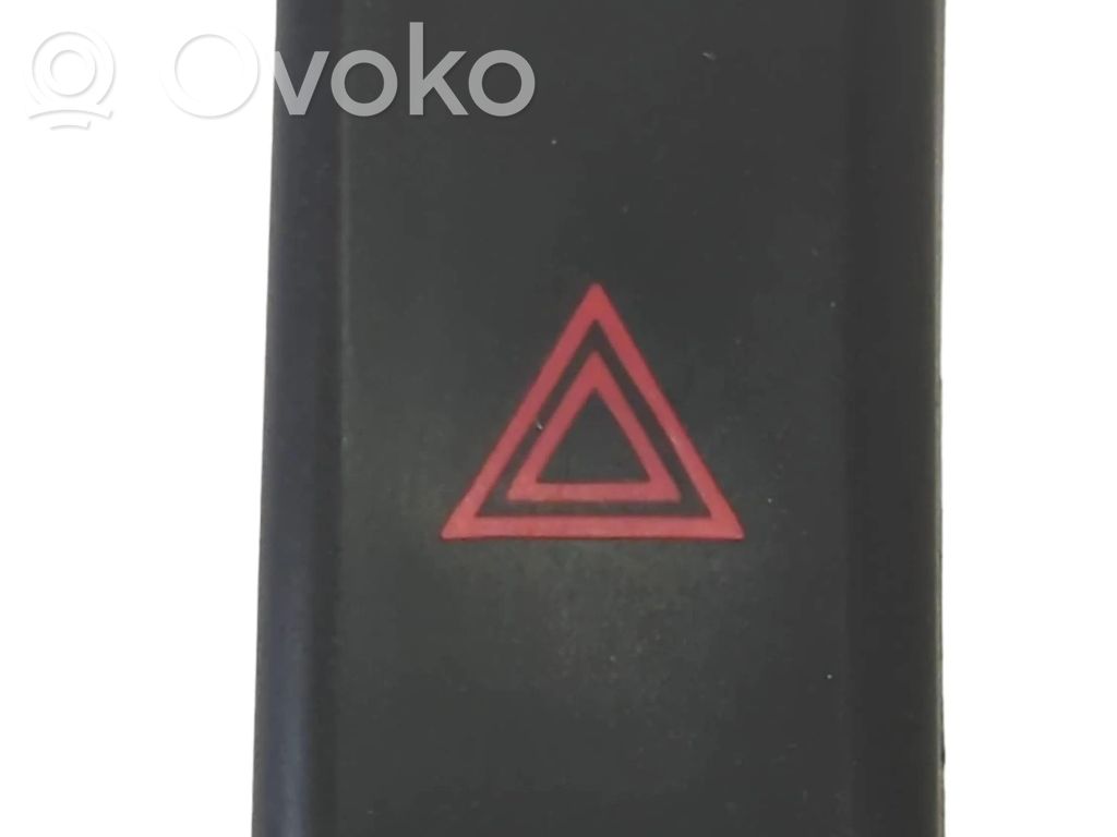 Mazda 3 I Hazard light switch 