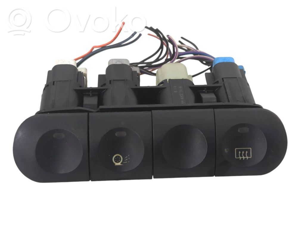 Multifunctional control switch/knob   98BG2C418AA