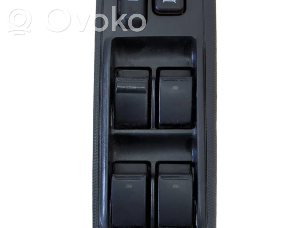 Toyota Corolla Verso E121 Electric window control switch 