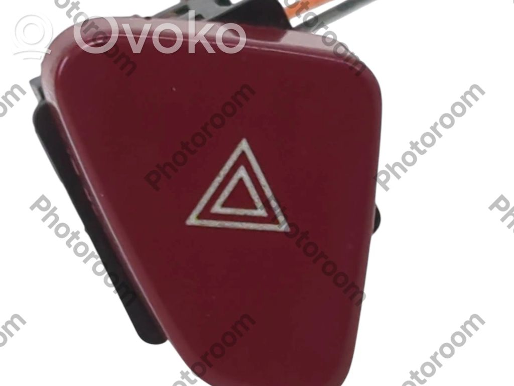 Peugeot 607 Hazard light switch 