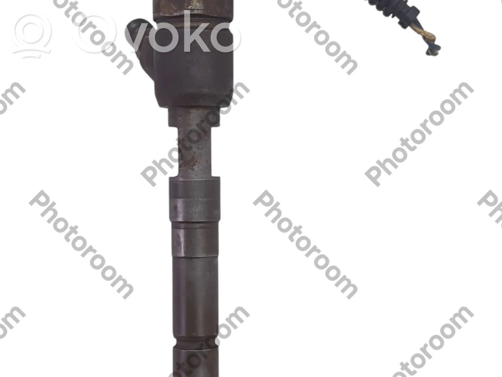 Inyector de combustible   0445110083,32084333,48130