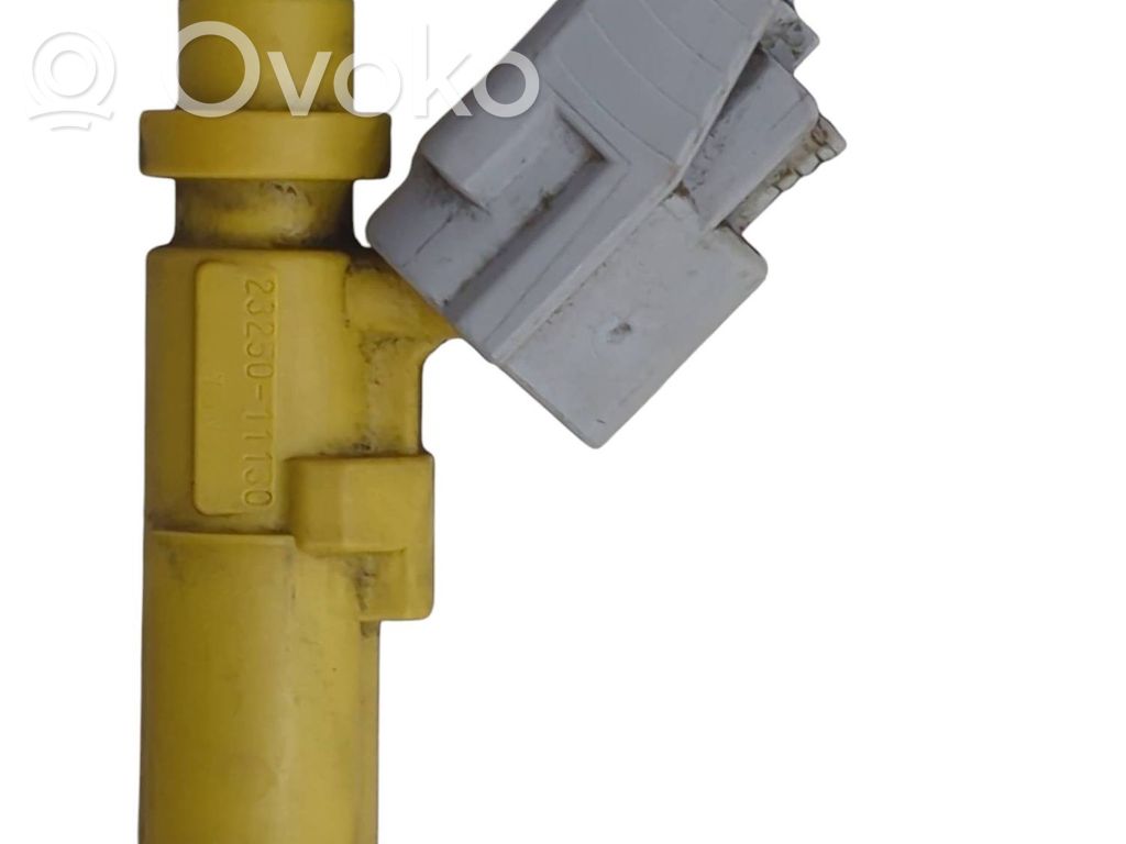Toyota Corolla E110 Inyector de combustible 