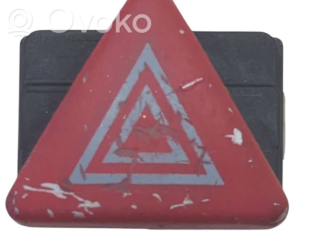 Audi A3 S3 8P Hazard light switch 