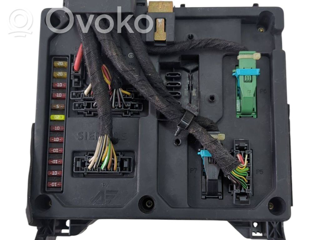 Ford Galaxy Fuse module 