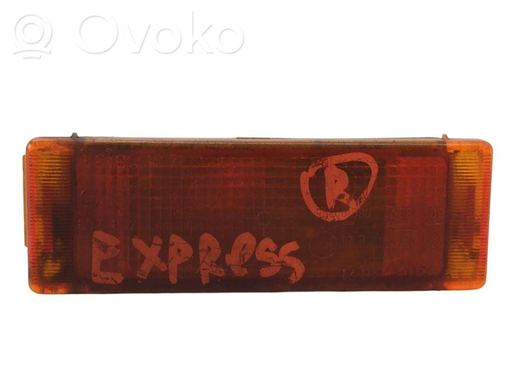 Renault Express Front indicator light 