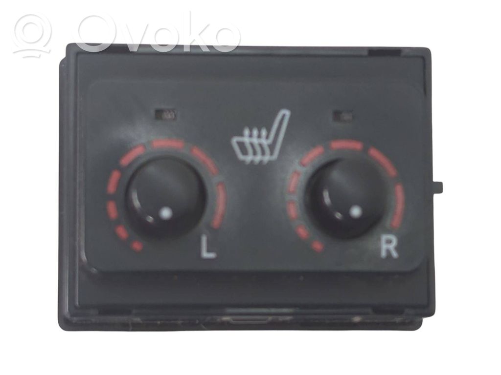 Lexus RX 330 - 350 - 400H Sėdynių šildymo jungtukas 