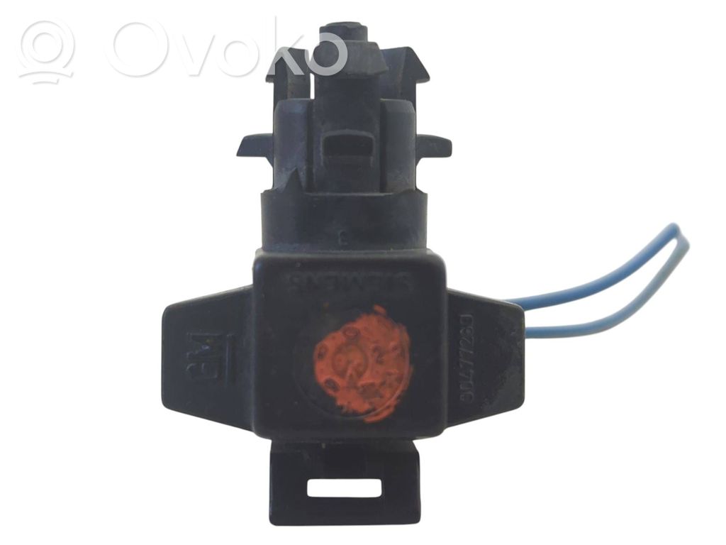 Opel Astra F Sensor de temperatura del aire externo/exterior 
