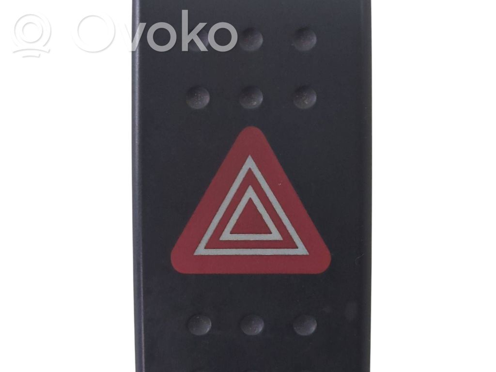 Suzuki SX4 Hazard light switch 