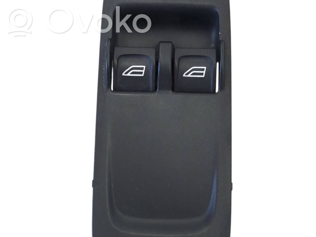 Electric window control switch   30773208,03454150