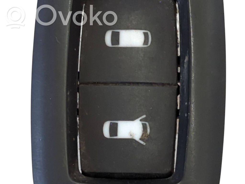 Chrysler Grand Voyager V Tailgate/boot open switch button 