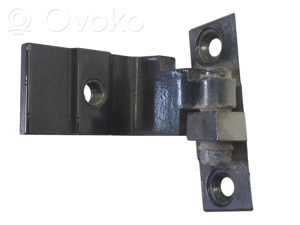 BMW 5 E60 E61 Rear door lower hinge 