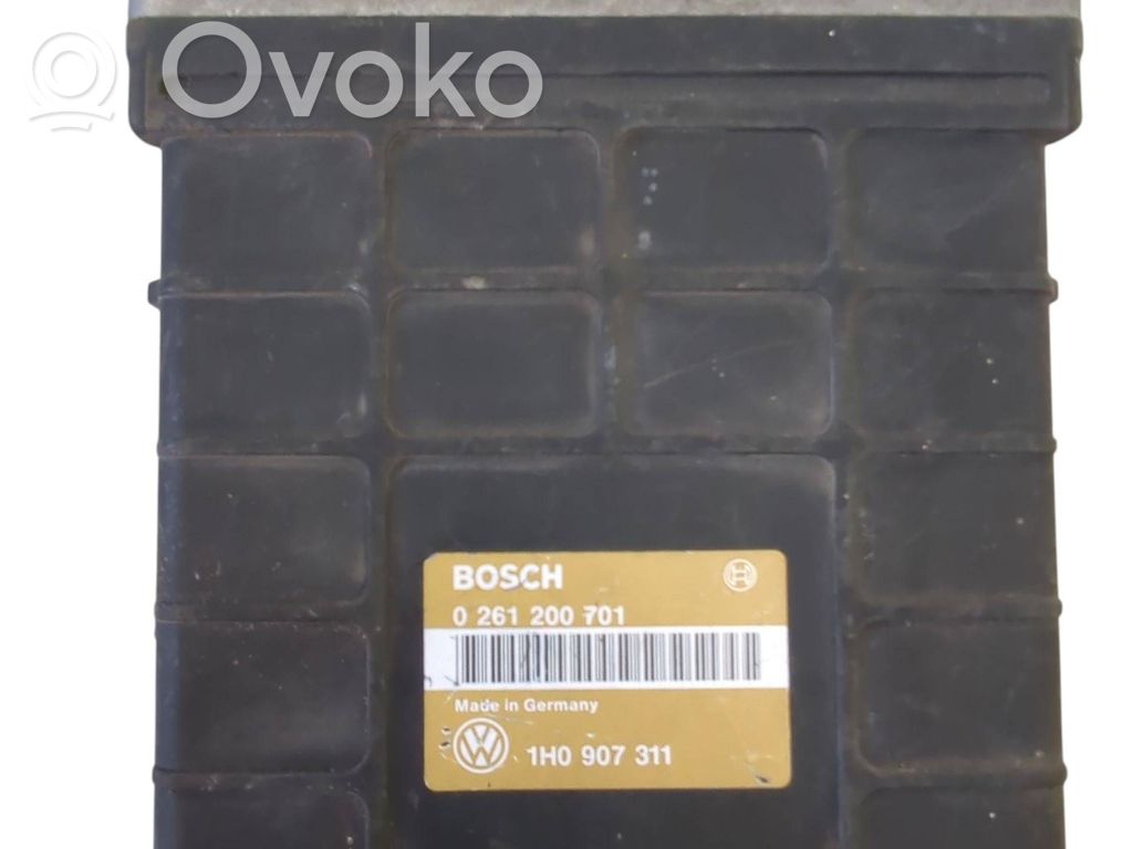 Volkswagen Golf III Engine control unit/module 