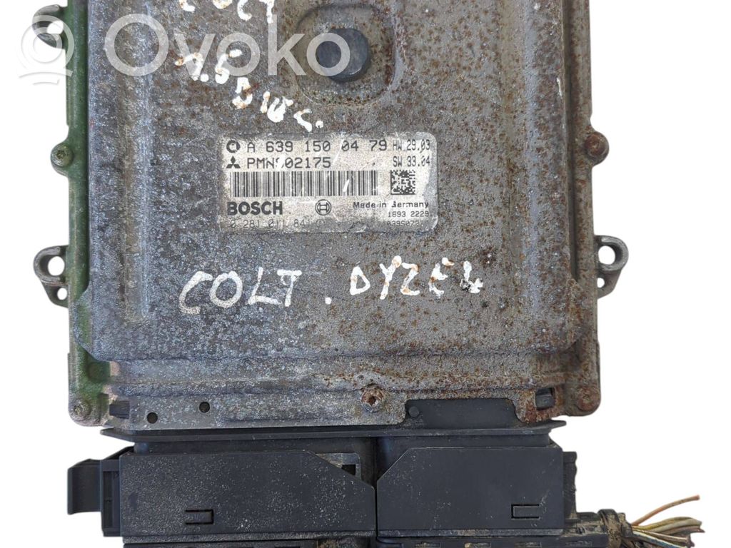 Mitsubishi Colt Engine control unit/module 