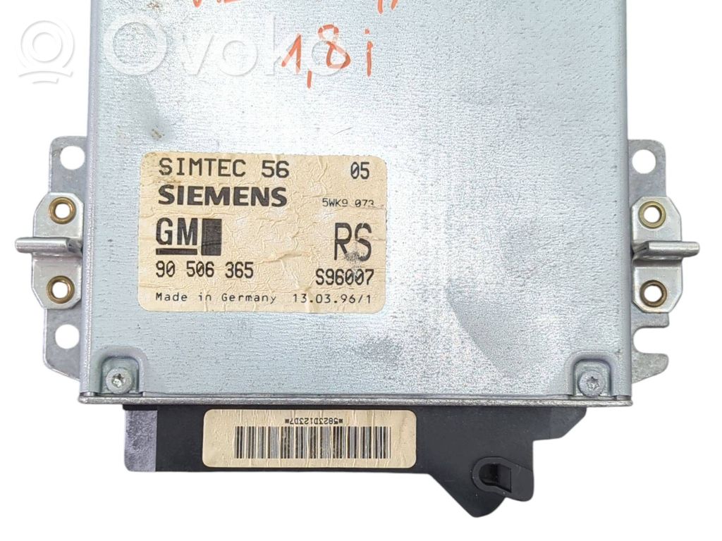 Opel Vectra B Engine control unit/module 