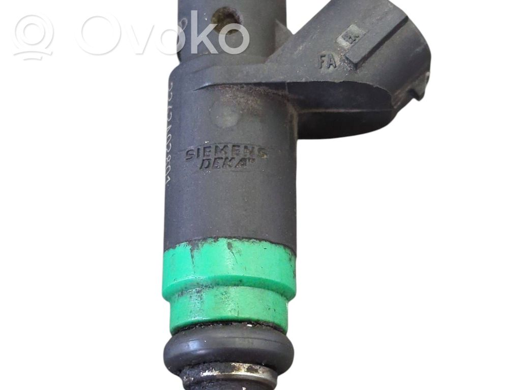 Audi A6 S6 C5 4B Inyector de combustible 