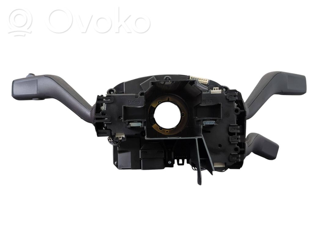 Volkswagen PASSAT B7 Wiper turn signal indicator stalk/switch 