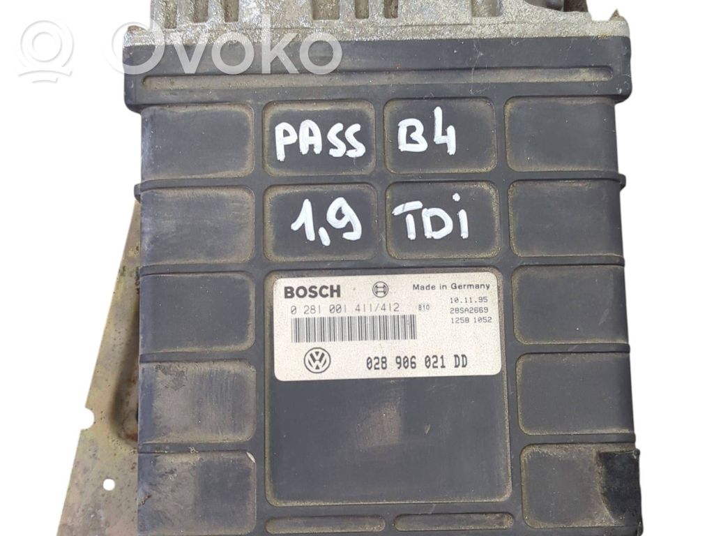 Volkswagen PASSAT B4 Engine control unit/module 