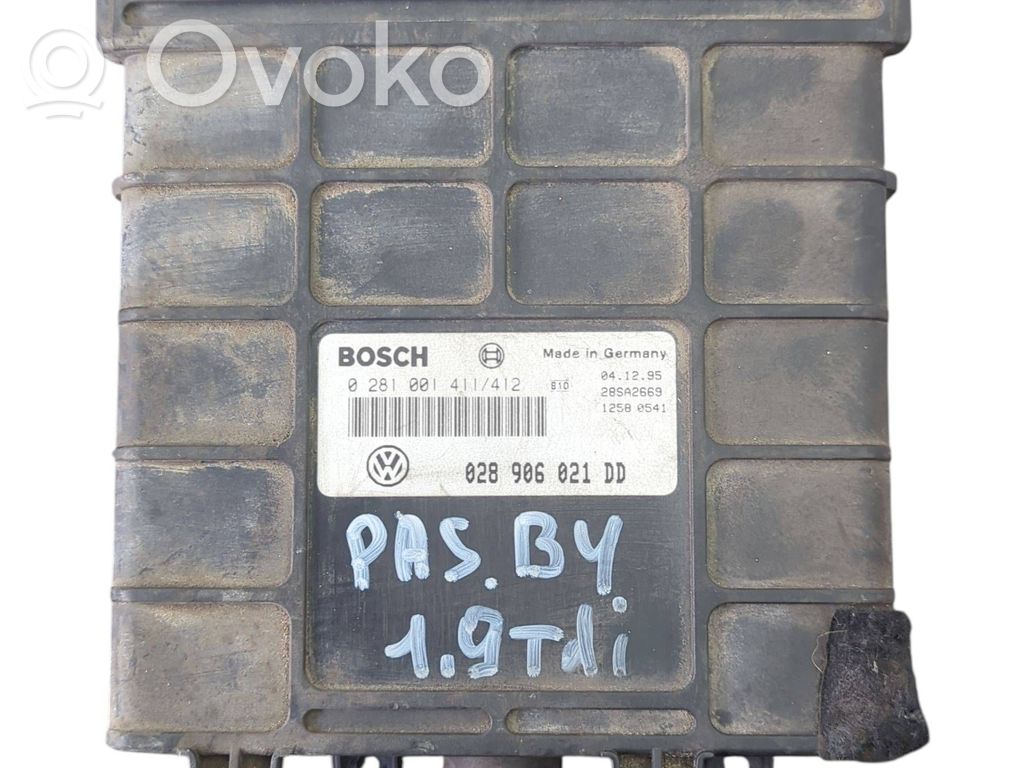 Volkswagen PASSAT B4 Engine control unit/module 