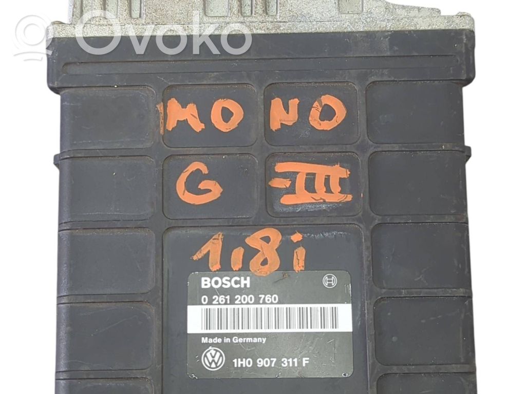Volkswagen Golf III Engine control unit/module 