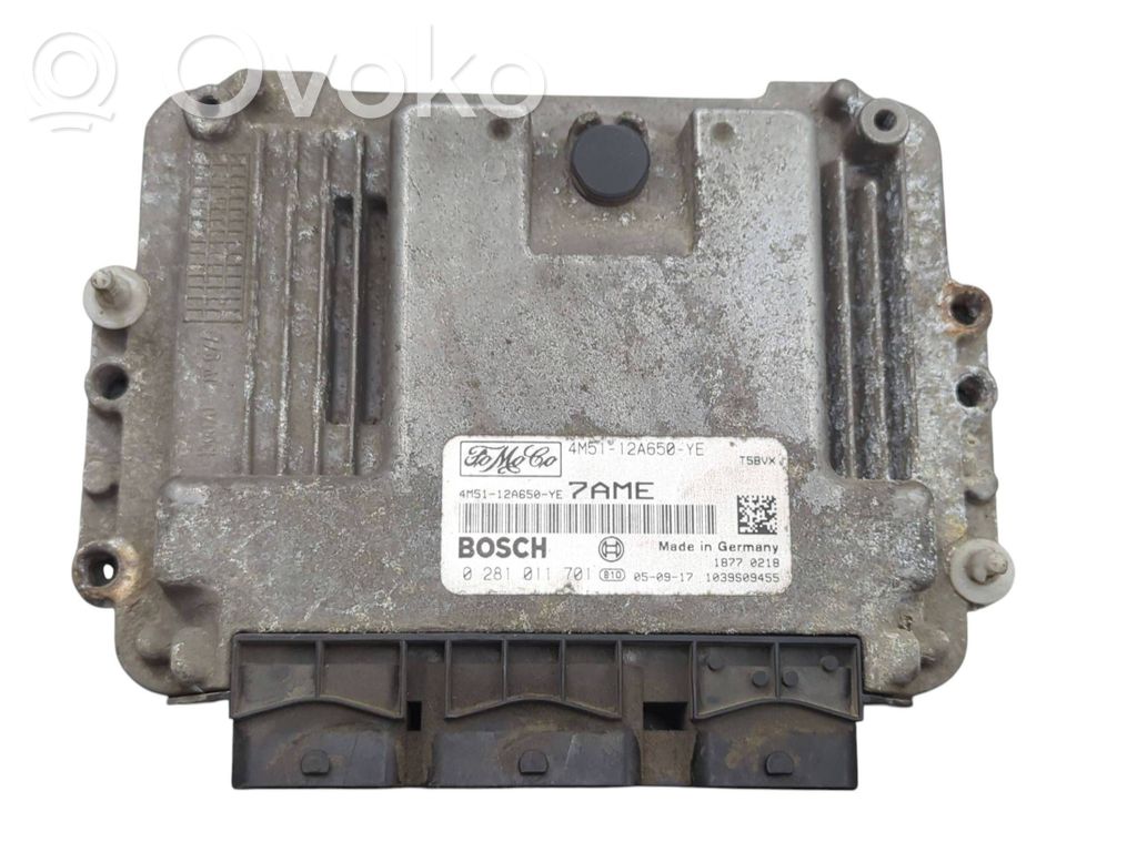 Ford Focus C-MAX Engine control unit/module 