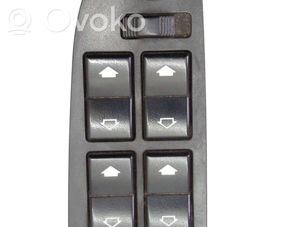 Electric window control switch   6904306,759727