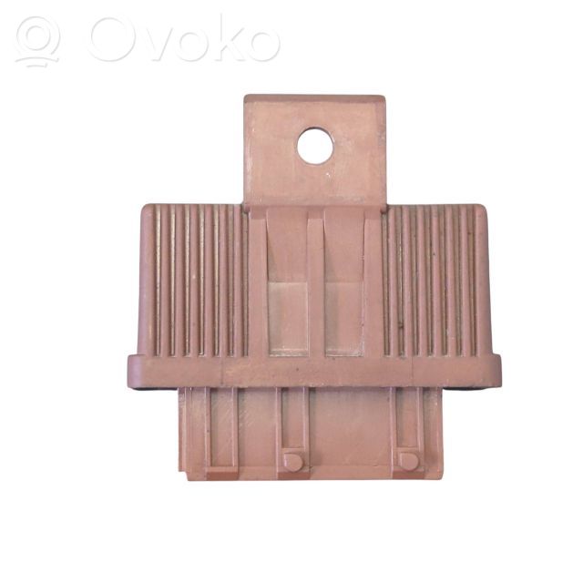 Peugeot 607 Fuel pump relay 