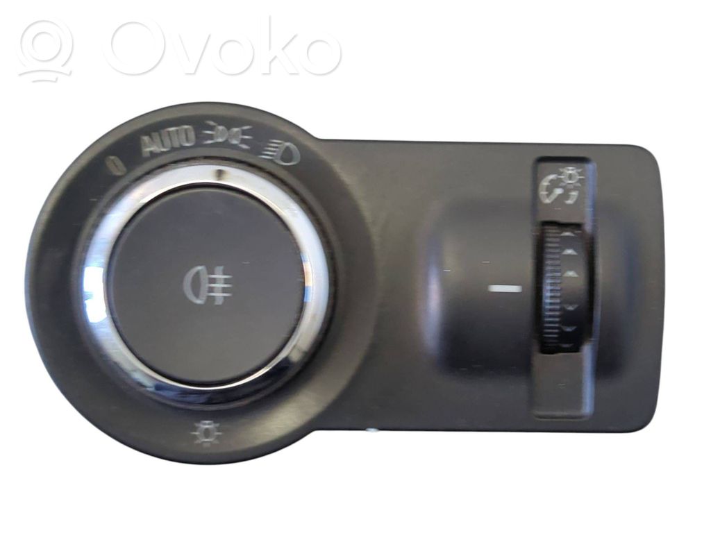 Opel Insignia A Light switch 