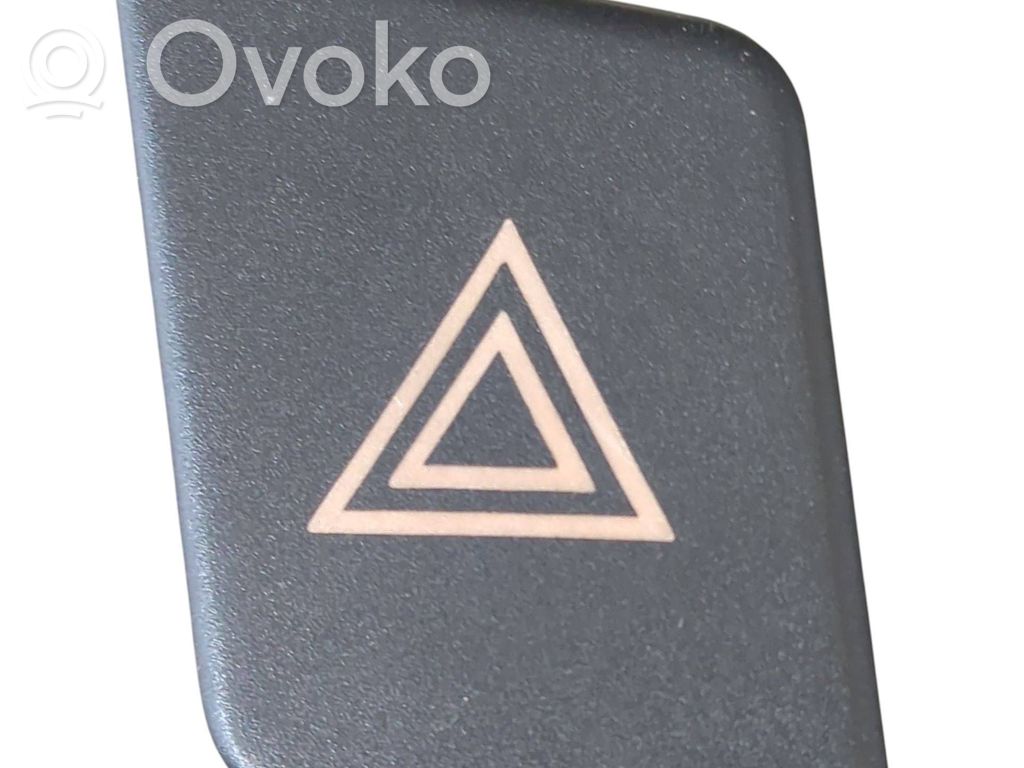 Toyota Yaris Hazard light switch 