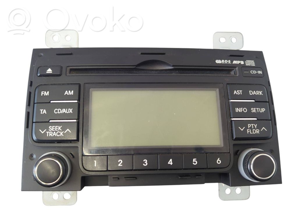 Hyundai i30 Panel / Radioodtwarzacz CD/DVD/GPS 
