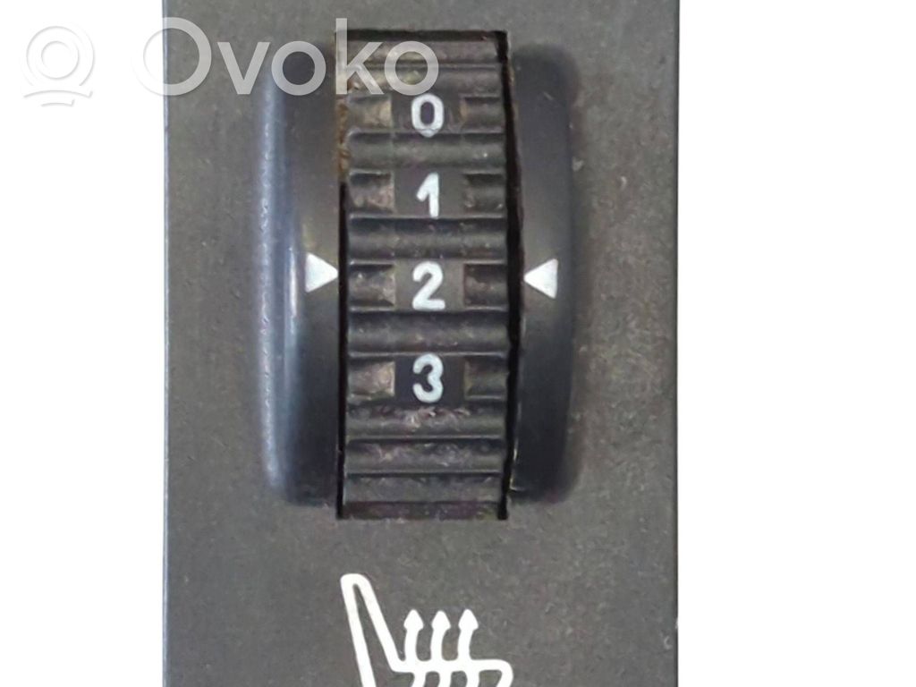 Citroen C5 Seat heating switch 