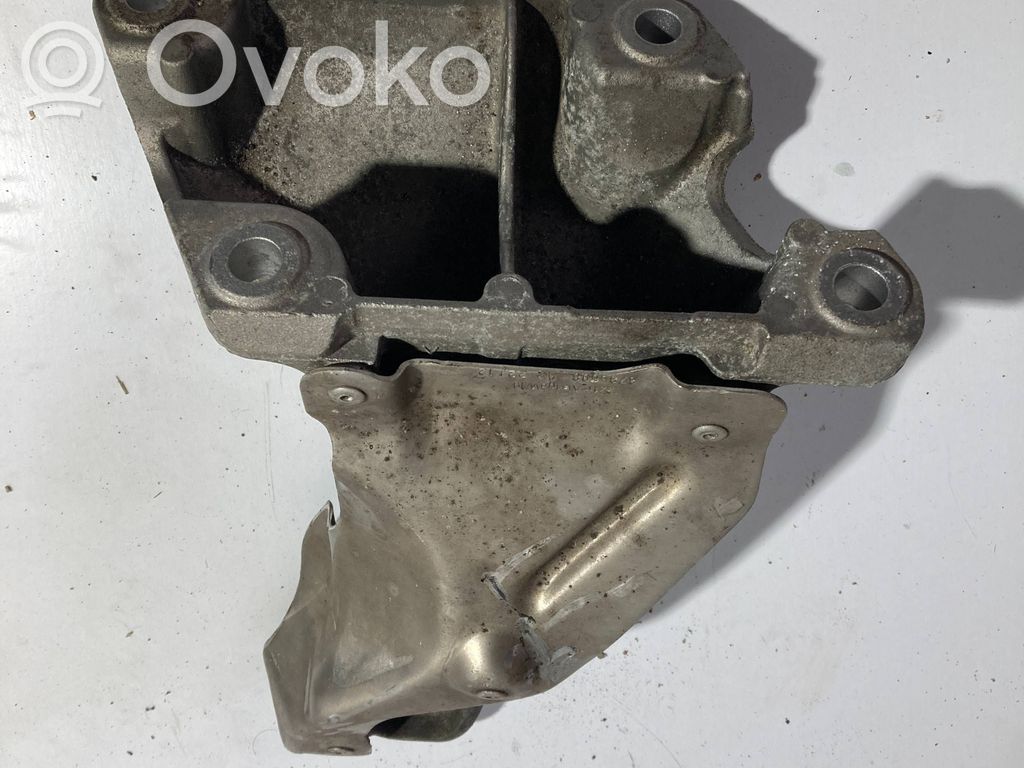 BMW X1 E84 Engine mounting bracket 