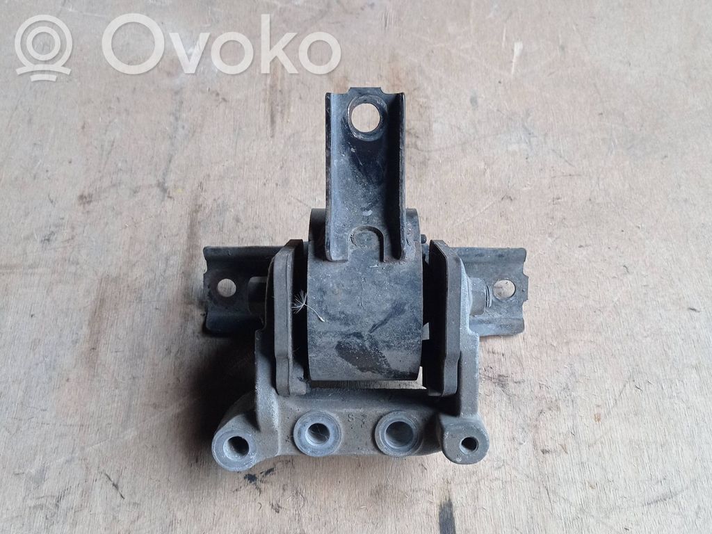 Mitsubishi ASX Engine mount bracket 