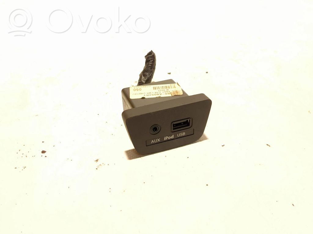 Hyundai i30 Enchufe conector USB 
