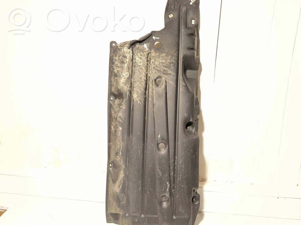 Ford Puma Center/middle under tray cover 