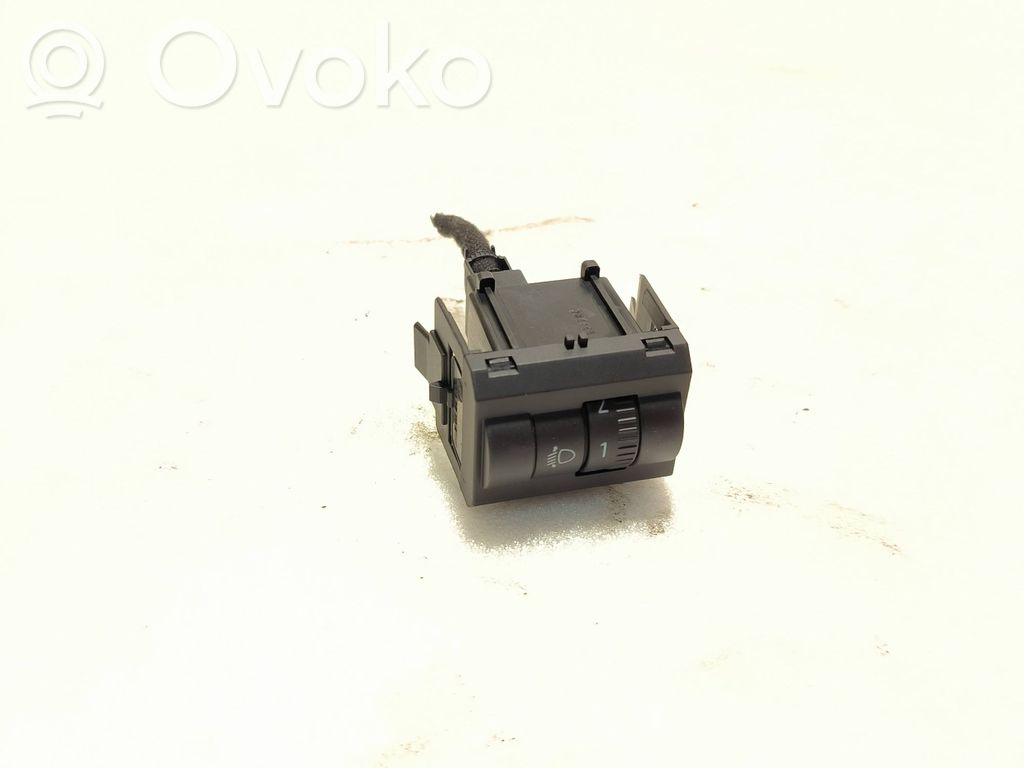 Skoda Octavia Mk3 (5E) Headlight level height control switch 