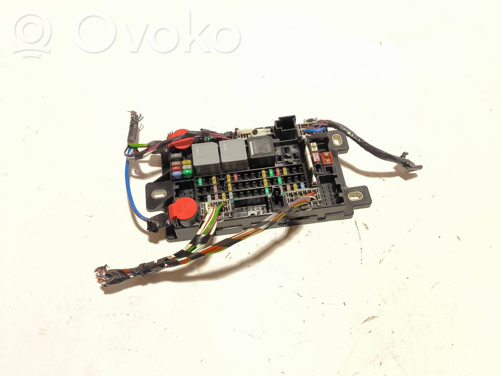 Jaguar E-Pace Fuse box set 
