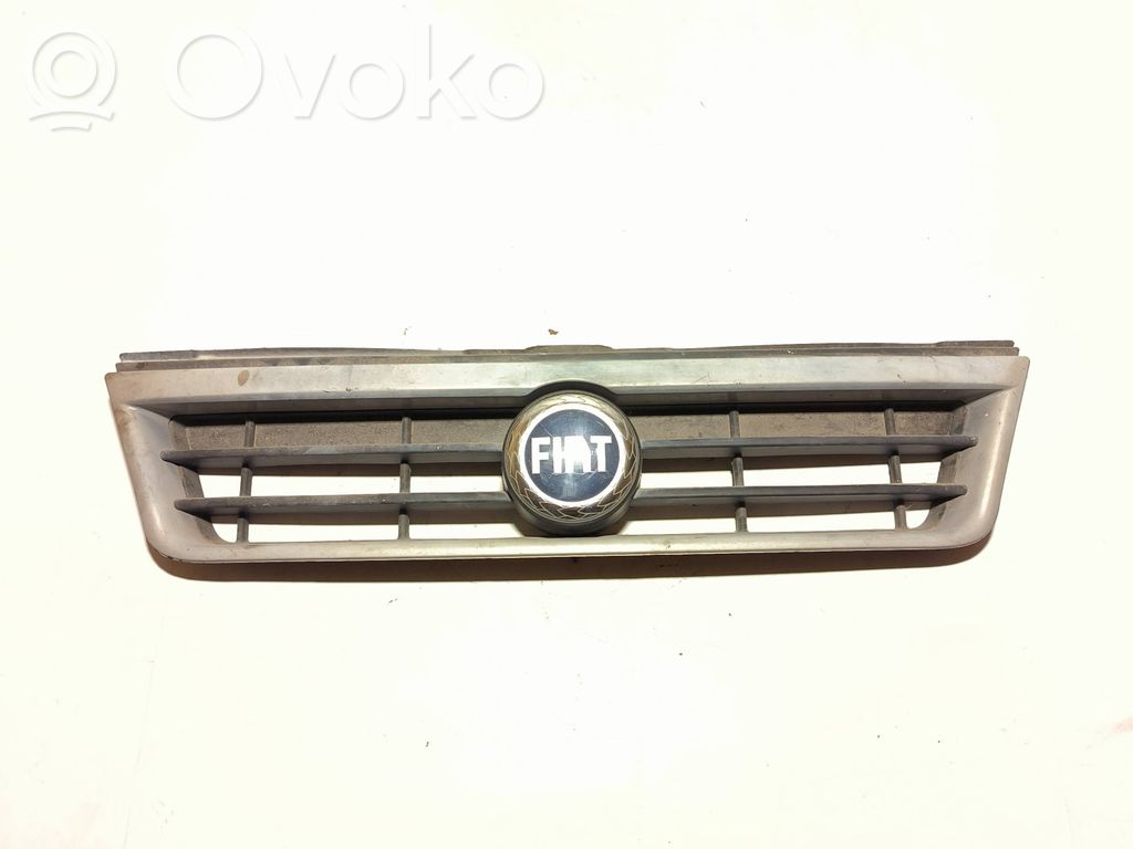 Fiat Ducato Griglia anteriore 