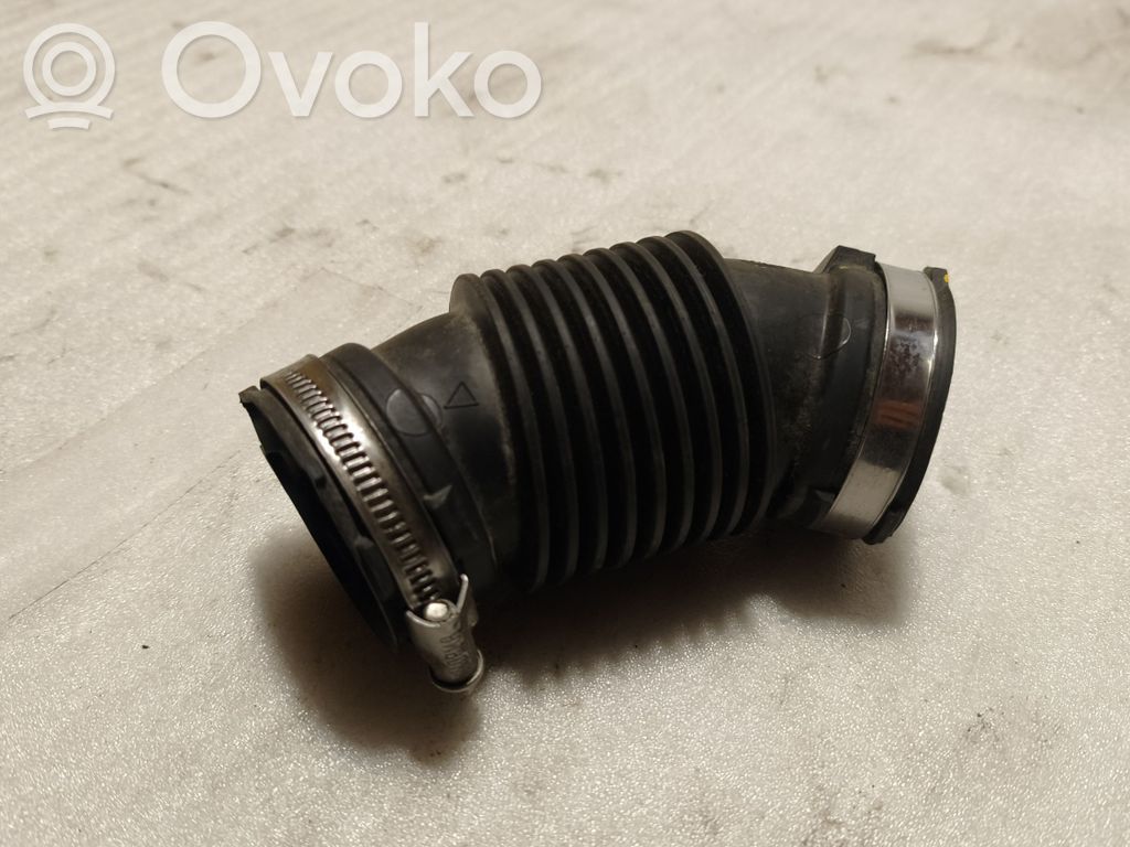 Dacia Sandero III Air intake duct part 