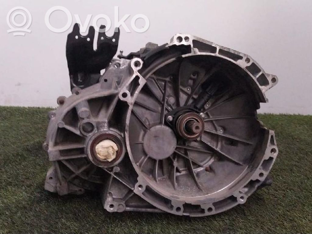 Volvo C30 Manualna 5-biegowa skrzynia biegów 