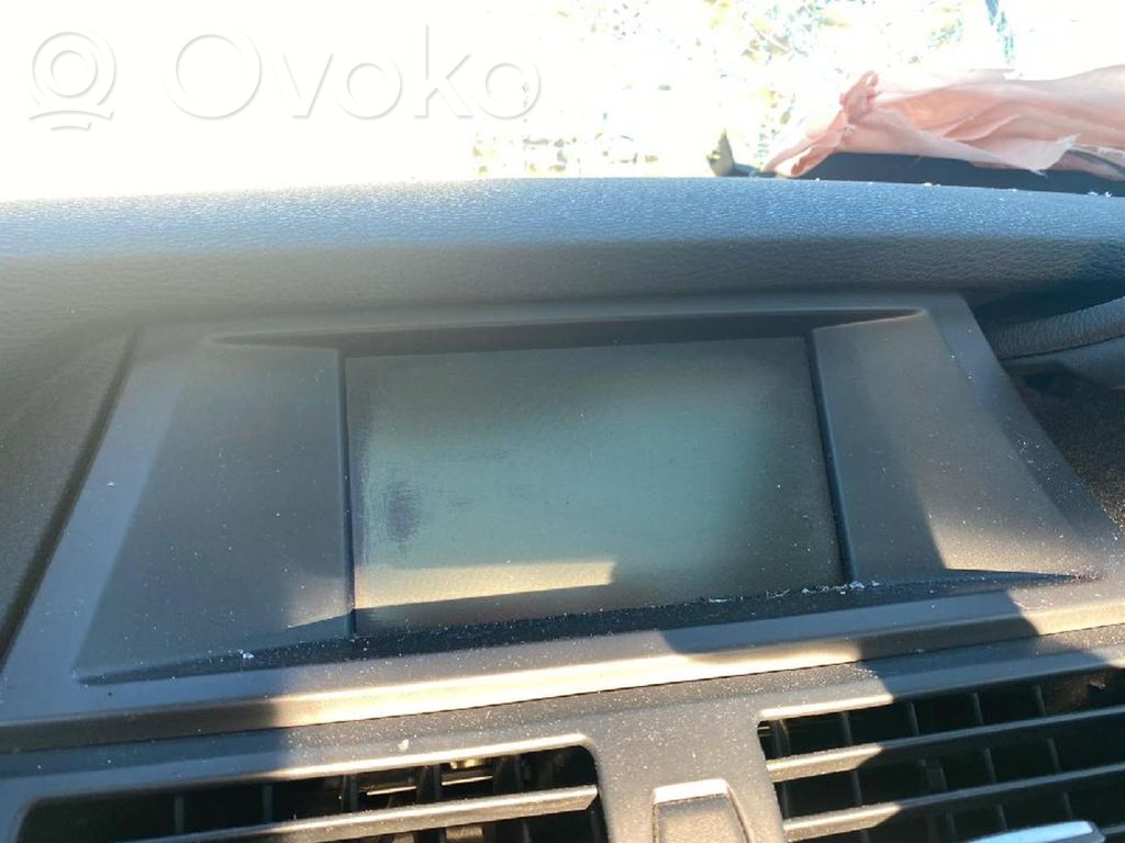 Unidad delantera de radio/CD/DVD/GPS   15775116,652202
